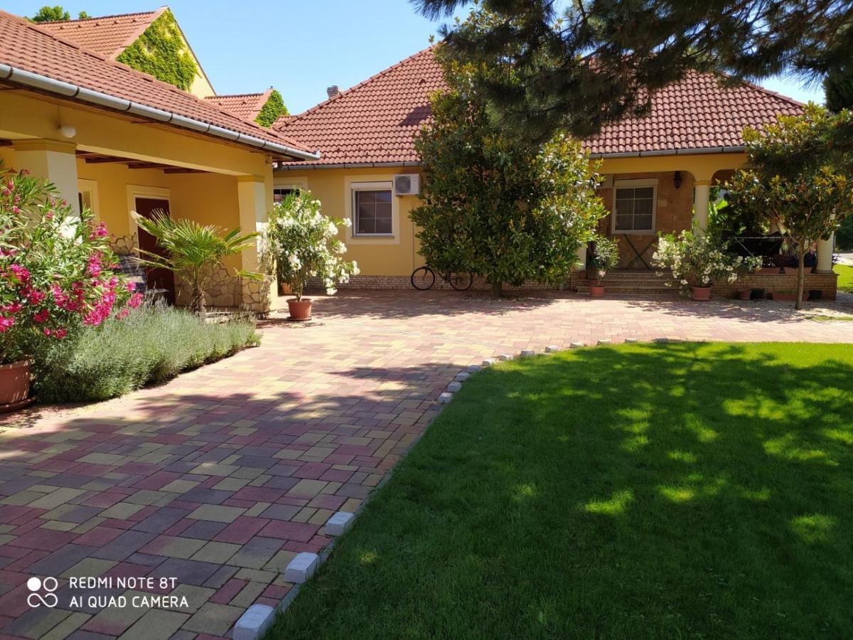 Spengler Apartman Harkany Exterior photo