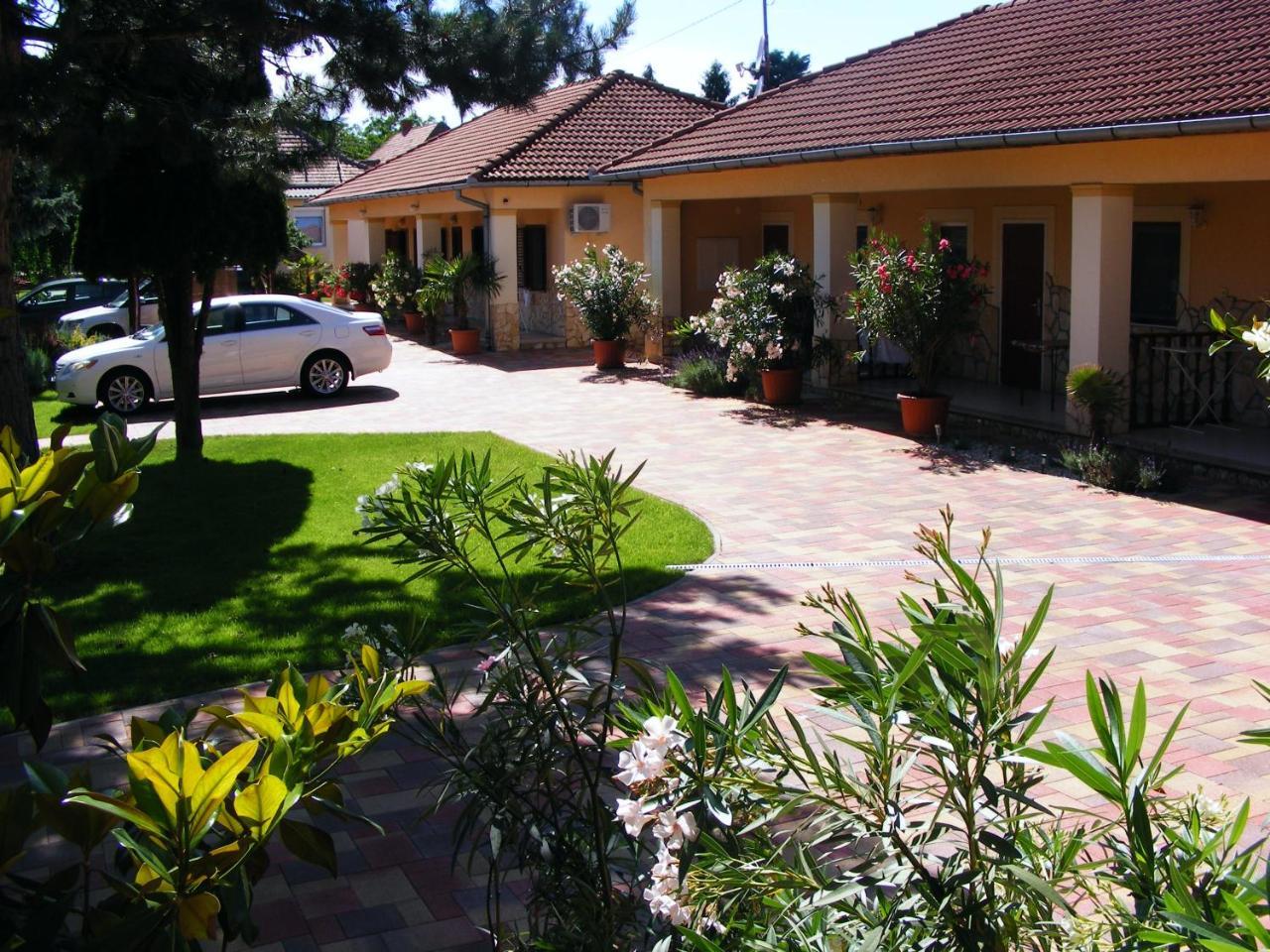 Spengler Apartman Harkany Exterior photo